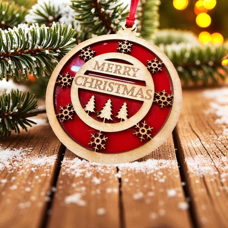 Wood and Red Acrylic Christmas Bauble, Merry Christmas Snowflake Ornament — photograph 1