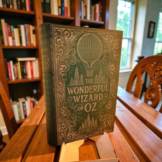 Wizard of Oz Book-Shaped Keepsake Box, Personalised Wooden Literary Gift — photograph 1