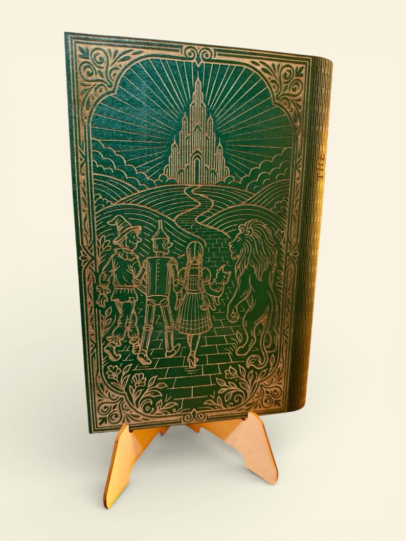 Wizard of Oz Book-Shaped Keepsake Box, Personalised Wooden Literary Gift — photograph 2